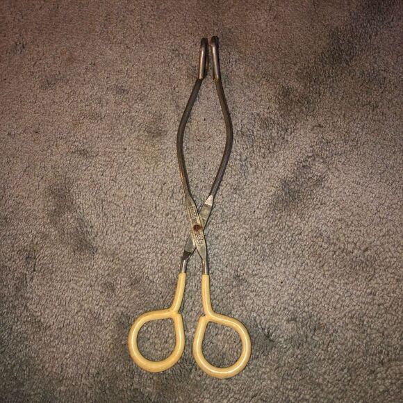 Vintage EKCO Scissor Tongs 10''  White Rubber Grip Handles Hot Dog Serving USA - Picture 2 of 8